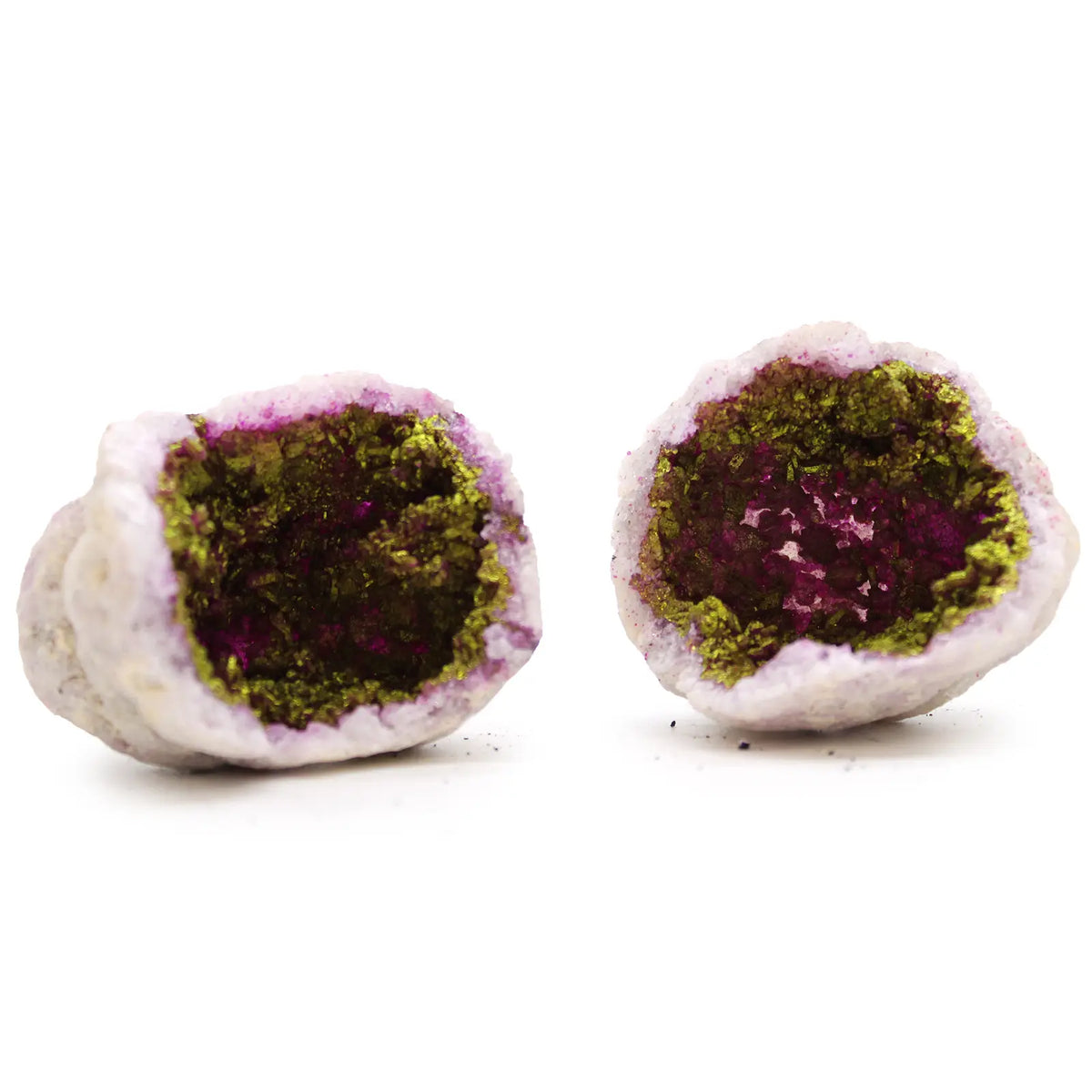 Calcit-Geode gefärbt – Rosa und Gold – Aufgebrochene Calcit-Geode, rosa eingefärbt mit goldfarbener Kante