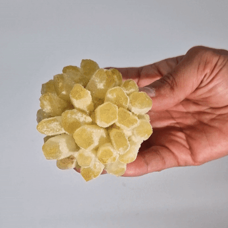 Quarz-Cluster Gelber Phantomquarz, ca. 8 cm